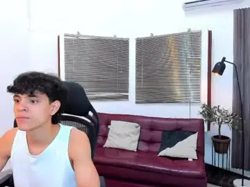 Chaturbate Best live sex cam show of party_guyssex