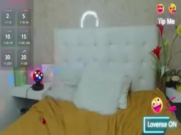 Chaturbate Best live sex cam show of renata_valentina