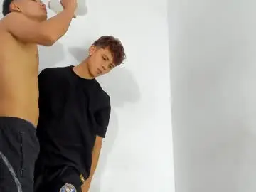 Chaturbate Sex Cam of sexys_boys18
