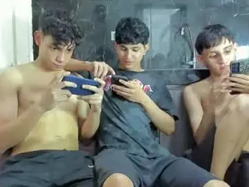 Chaturbate Live Sex Cam of sexys_boys18