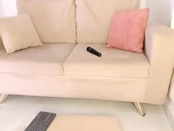 Chaturbate Live Sex Cam of stormi___1