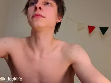 Chaturbate Live Porn of angelic_look