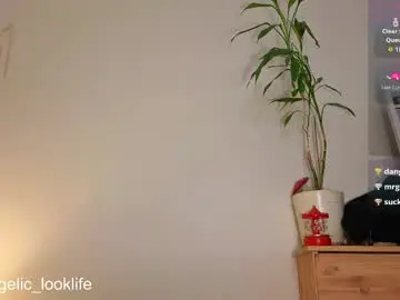 Chaturbate Watch Live Sex Cams of angelic_look