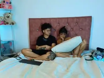 Chaturbate Best live sex cam show of azul_honey