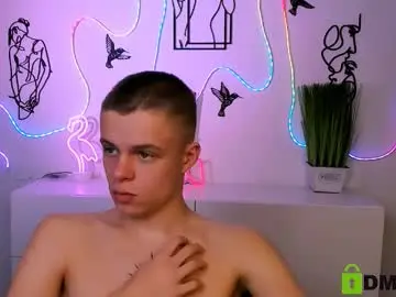 Chaturbate Watch Live Sex Cams of veldi_to