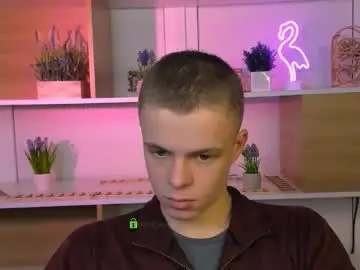 Chaturbate Watch Live Sex Cams of veldi_to