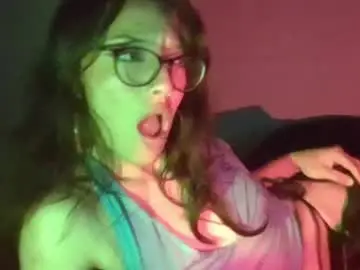 Chaturbate Live Sex Cam of kyruummie