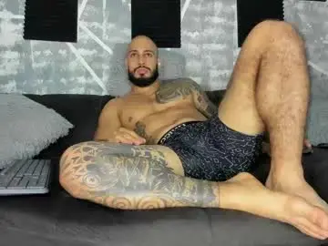 Chaturbate Best live sex cam show of leonidas_k18