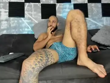 Chaturbate Best live sex cam show of leonidas_k18