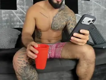 Chaturbate Sex Cam of leonidas_k18