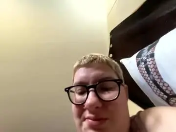 Chaturbate Sex Chat of midnightmochi2