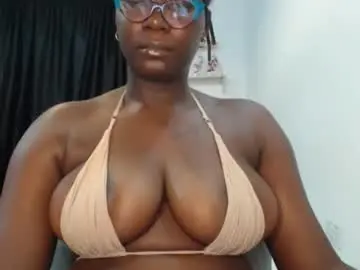 Chaturbate Adult Video Chat of sexy_pearl12
