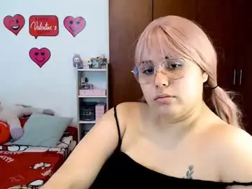 Chaturbate Free Porn Cam of suckdreams19