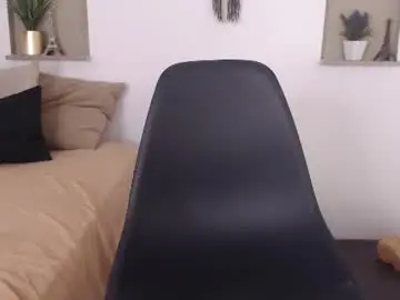 Chaturbate Sex Cam of tiana_glow