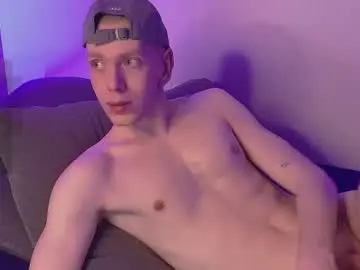 Chaturbate Live Sex Cam of warmwhisp