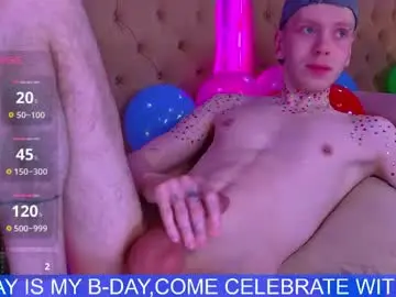 Chaturbate Watch Live Sex Cams of warmwhisp