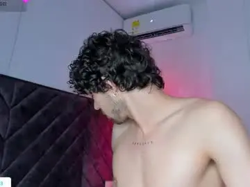 Chaturbate Live Sex Cam of luca_ferrer_