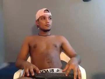 Chaturbate Live Sex Cam of mateo_nick