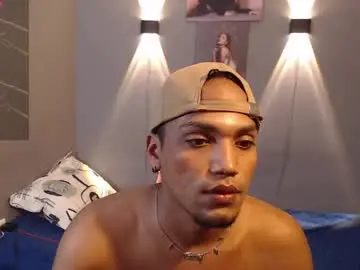 Chaturbate Adult Webcam of mateo_nick
