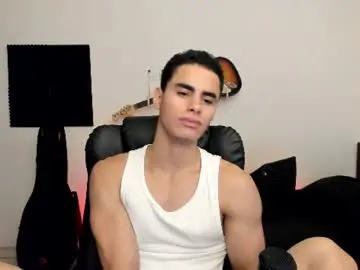 Chaturbate Live Sex Cam of zenhzu