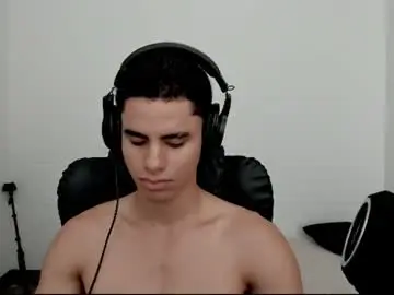 Chaturbate Live Sex Cam of zenhzu