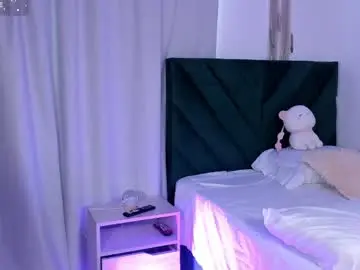Chaturbate Live Sex Cam of irismoira