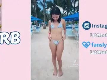 Chaturbate Live Sex Cam of little_effy18_