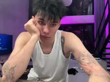 Chaturbate Live Porn of tai_fun