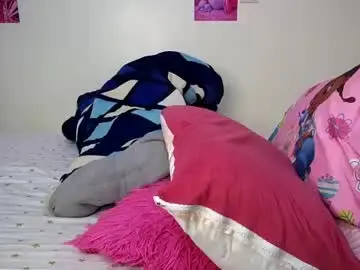 Chaturbate Live Sex Cam of anal_queen254
