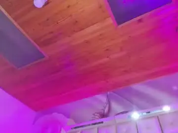 Chaturbate Sex Cam of emili_clark