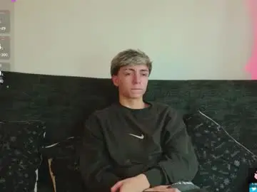 Chaturbate Best live sex cam show of ethan_and_ava