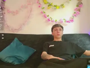 Chaturbate Free Porn Cam of ethan_and_ava