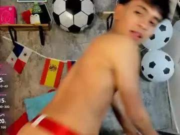 Chaturbate Private Sex Chat of ethan_westt