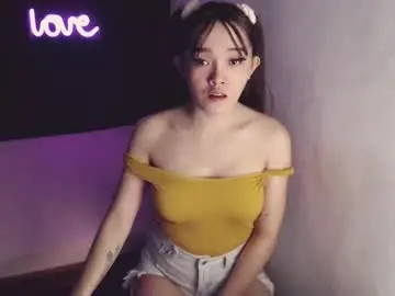 Chaturbate Nude Webcam of mlss_seductiveqiri23