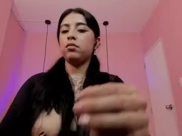 Chaturbate Adult Webcam of adri_gomez_1