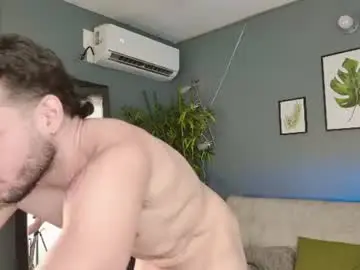 Chaturbate Adult Video Chat of alan_riios