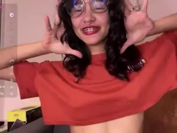 Chaturbate Live Porn of lovely_allys