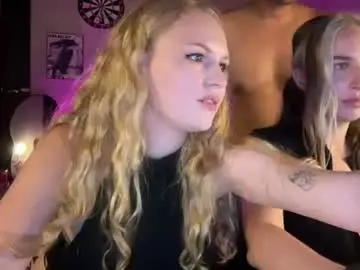 Chaturbate Best live sex cam show of melissa_kissaa