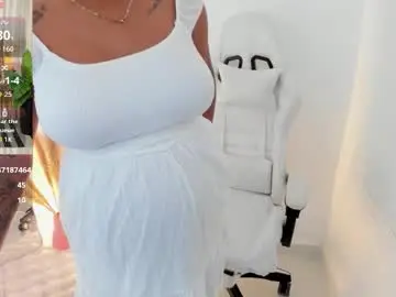 Chaturbate Live Porn of nahomybrowm_