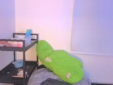 Chaturbate Live Sex Cam of nicky_1824
