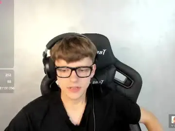 Chaturbate Live Sex Cam of thomas_shelbivip
