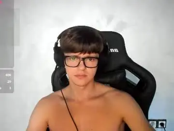 Chaturbate Best live sex cam show of thomas_shelbivip