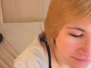 Chaturbate Nude Webcam of autumnwhisper_