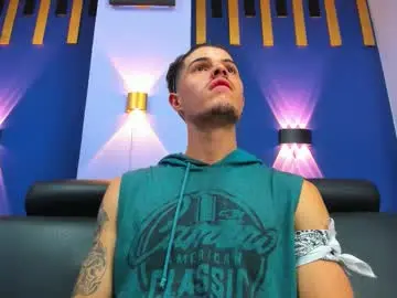 Chaturbate Nude Webcam of luis_as