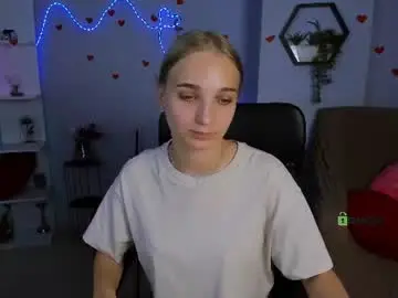Chaturbate Sex Cam of elyra_lir