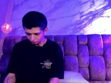 Chaturbate Nude Webcam of kendalltaylorr