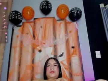Chaturbate Best live sex cam show of maddie_01