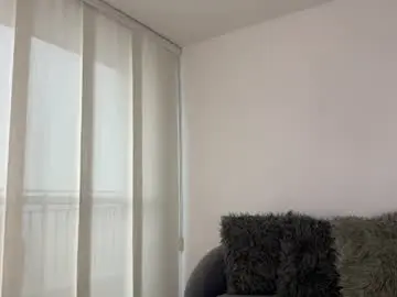 Chaturbate Nude Webcam of angelturned01