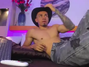 Chaturbate Free Porn Cam of ares_stone