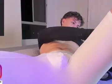 Chaturbate Live Sex Cam of derekolsen_